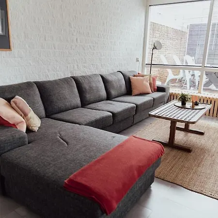 Cosy With Private Garden Vakantiehuis *