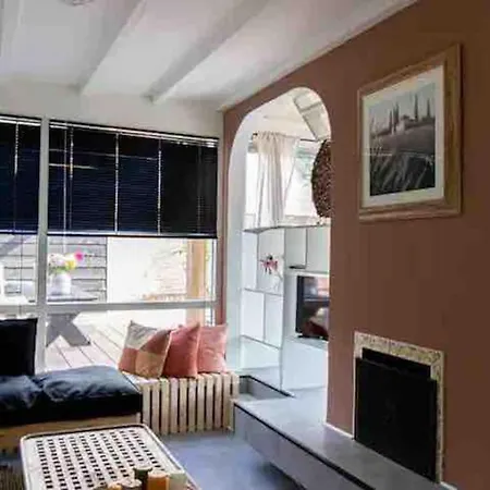 Cosy With Private Garden נורדוויקרהוט