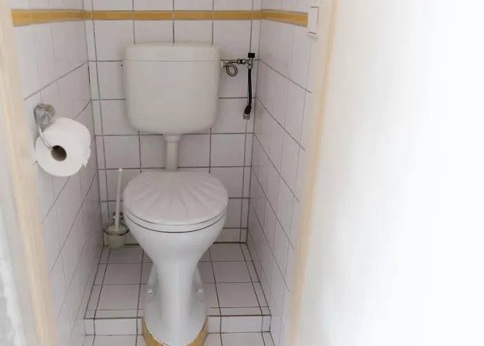 Vakantiehuis Cosy With Private Garden Noordwijkerhout