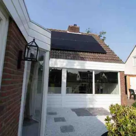 Cosy With Private Garden